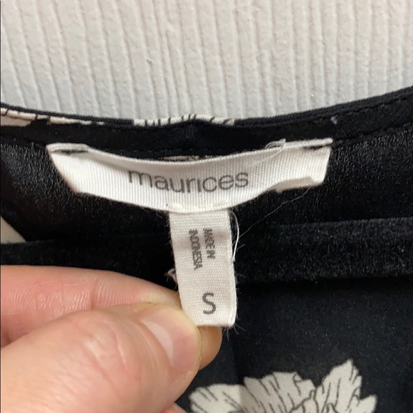 Tie-front blouse. - Picture 4 of 4